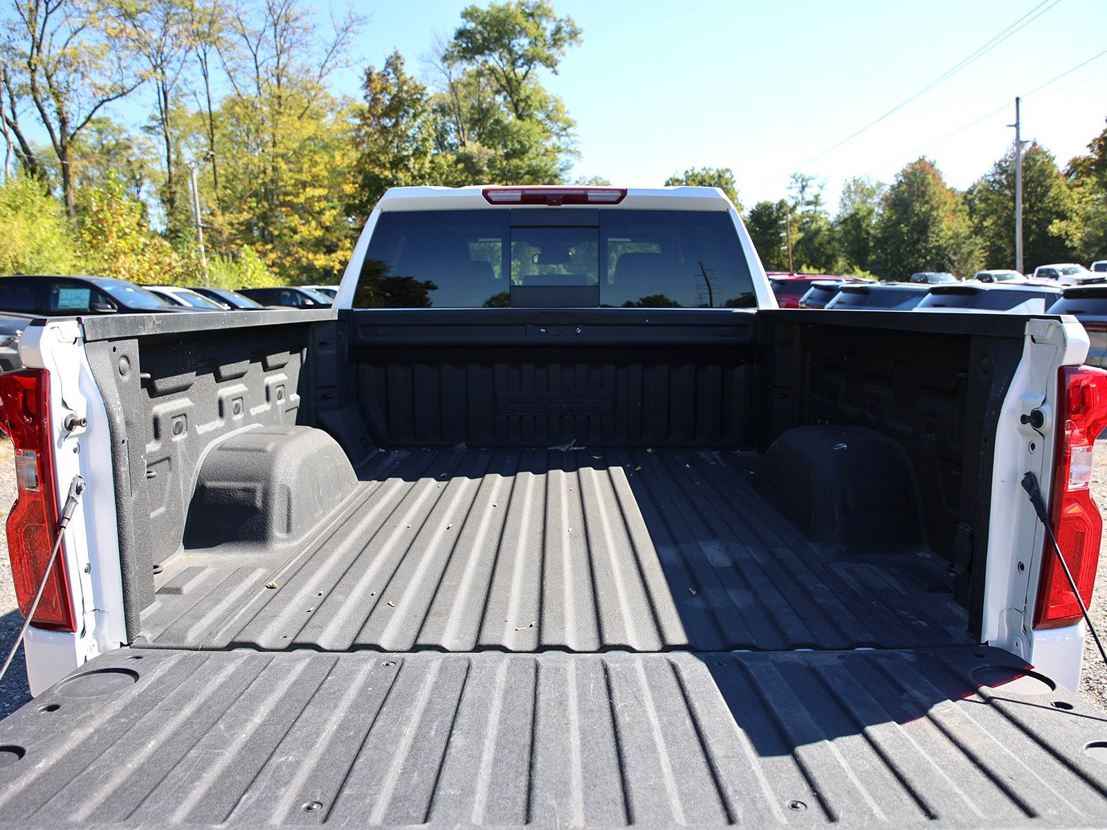 Certified 2023 Chevrolet Silverado 1500 High Country w/ Z71 Off-Road Package image 17