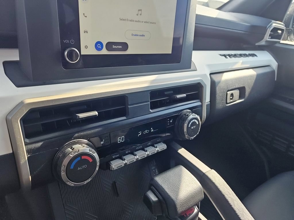 Used 2024 Toyota Tacoma TRD Sport AWD/4WD image 12