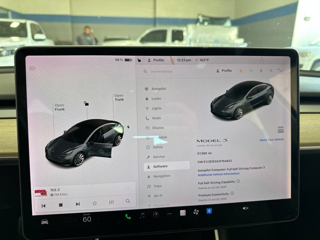 Used 2018 Tesla Model 3 Mid Range RWD image 14