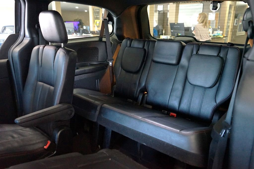 Used 2018 Dodge Grand Caravan GT image 14