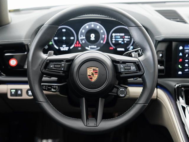 Certified 2024 Porsche Panamera 4 image 13