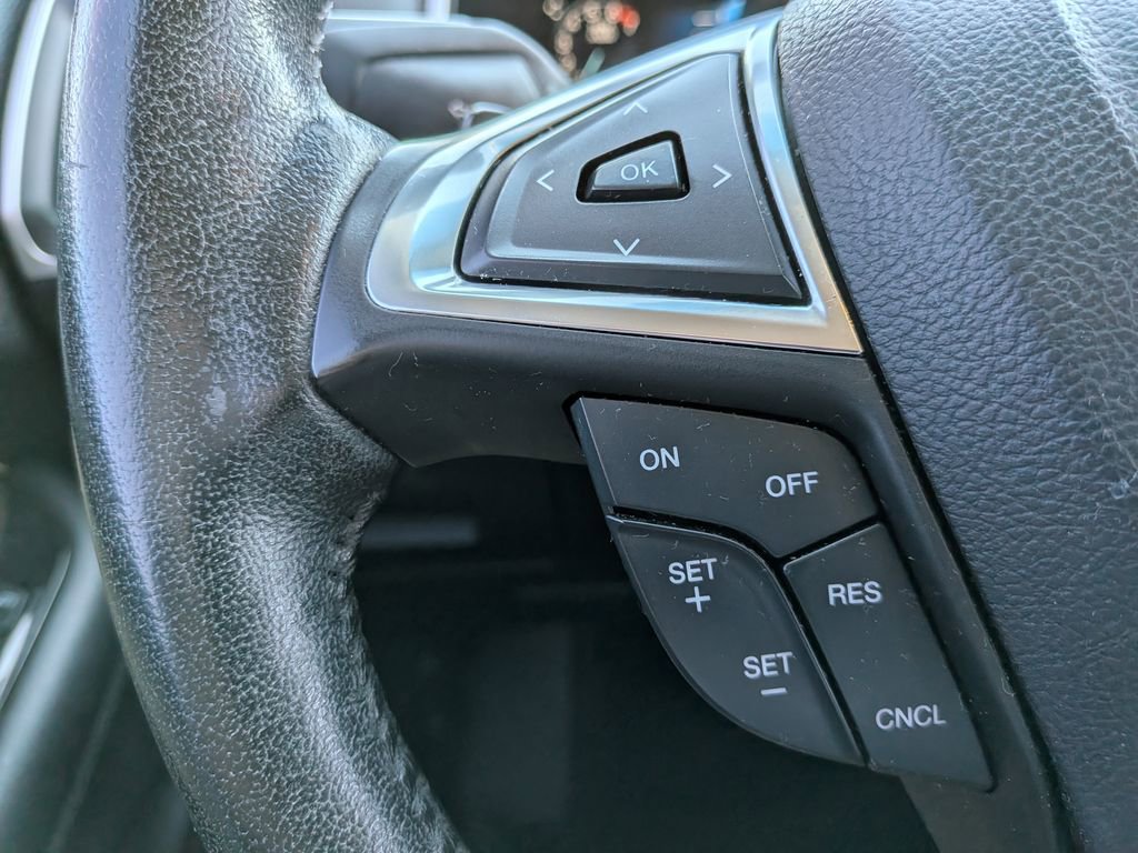 Used 2015 Ford Edge SEL w/ Equipment Group 201A image 15