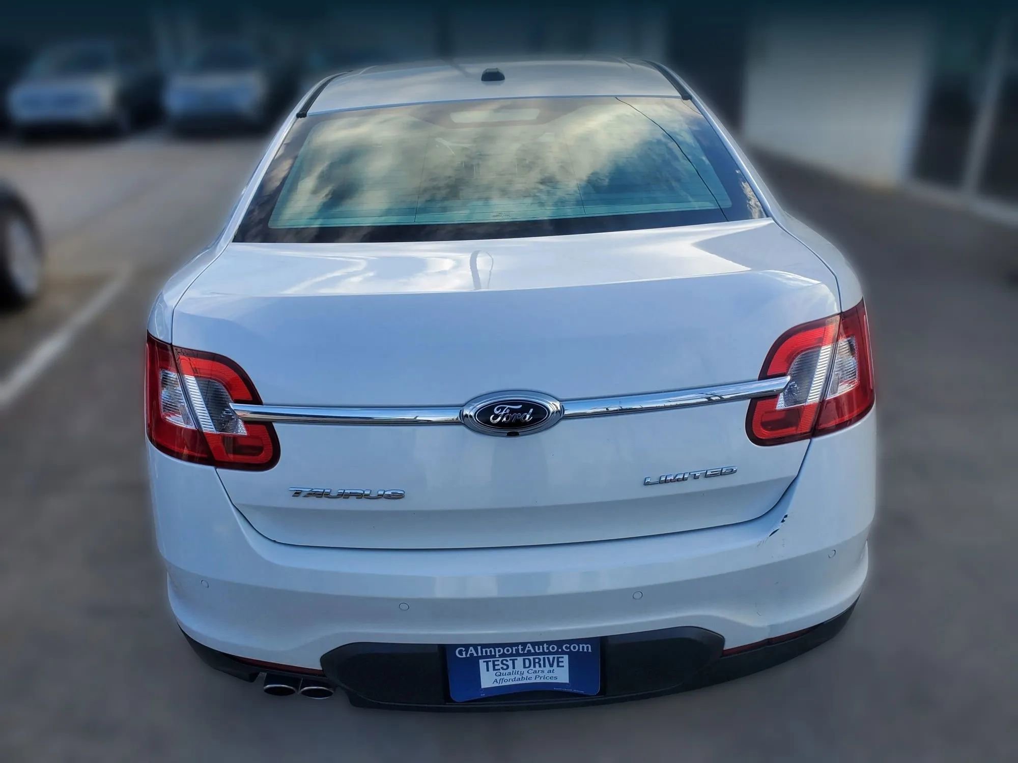 Used 2011 Ford Taurus Limited w/ 303A Rapid Spec Order Code image 11