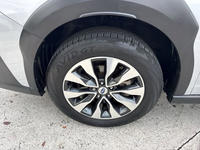 Used 2024 Subaru Outback Limited AWD/4WD image 10