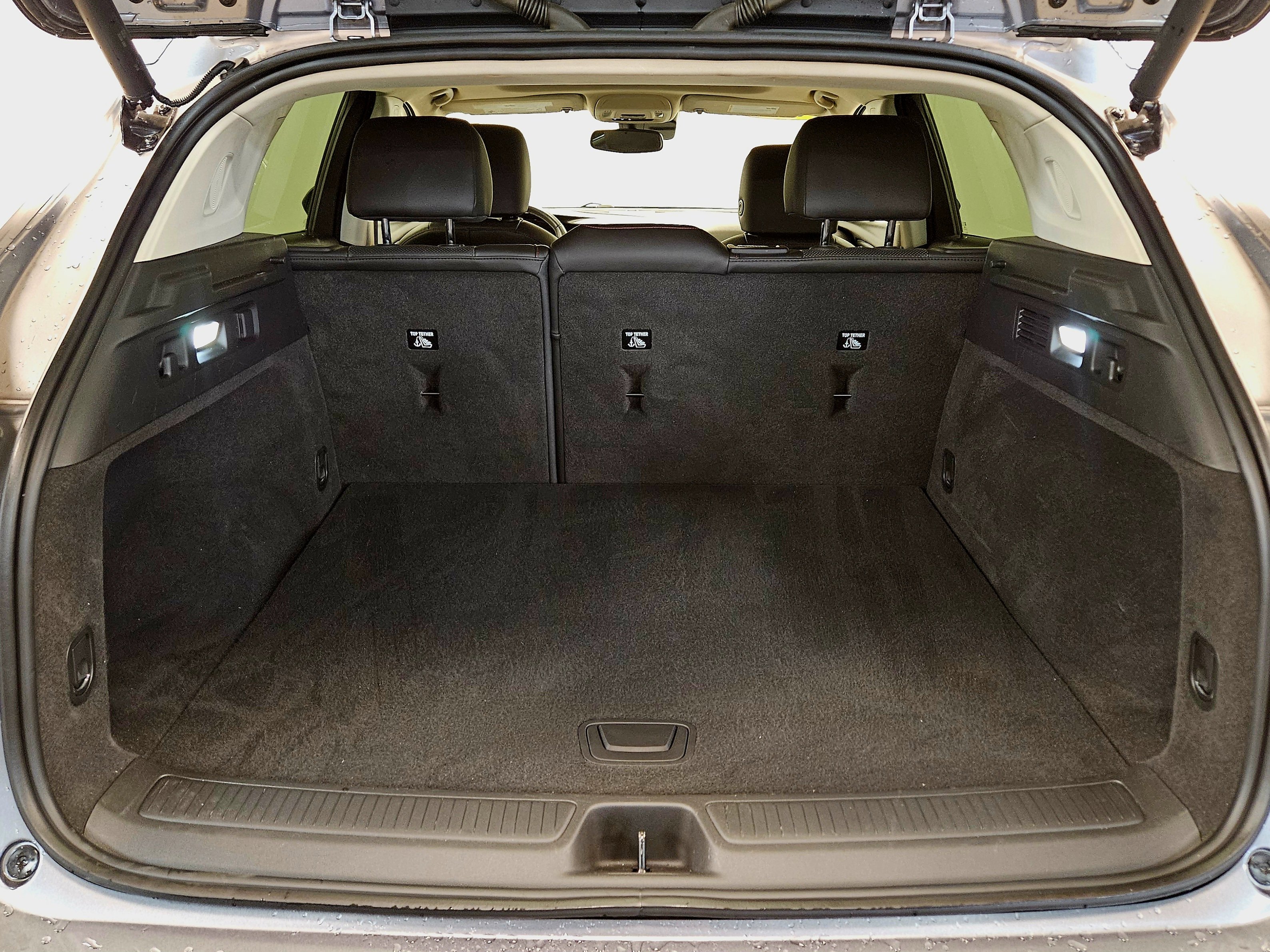 Used 2022 Buick Envision Essence w/ Sport Touring Package image 17