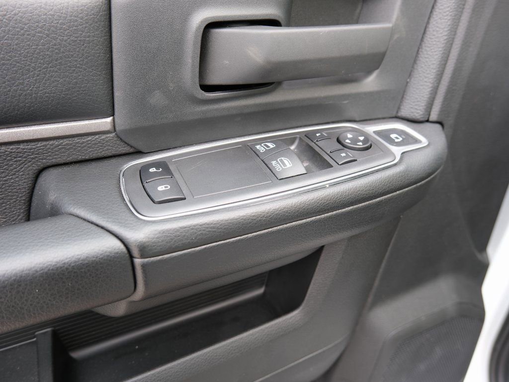 New 2023 RAM 5500 Tradesman image 25