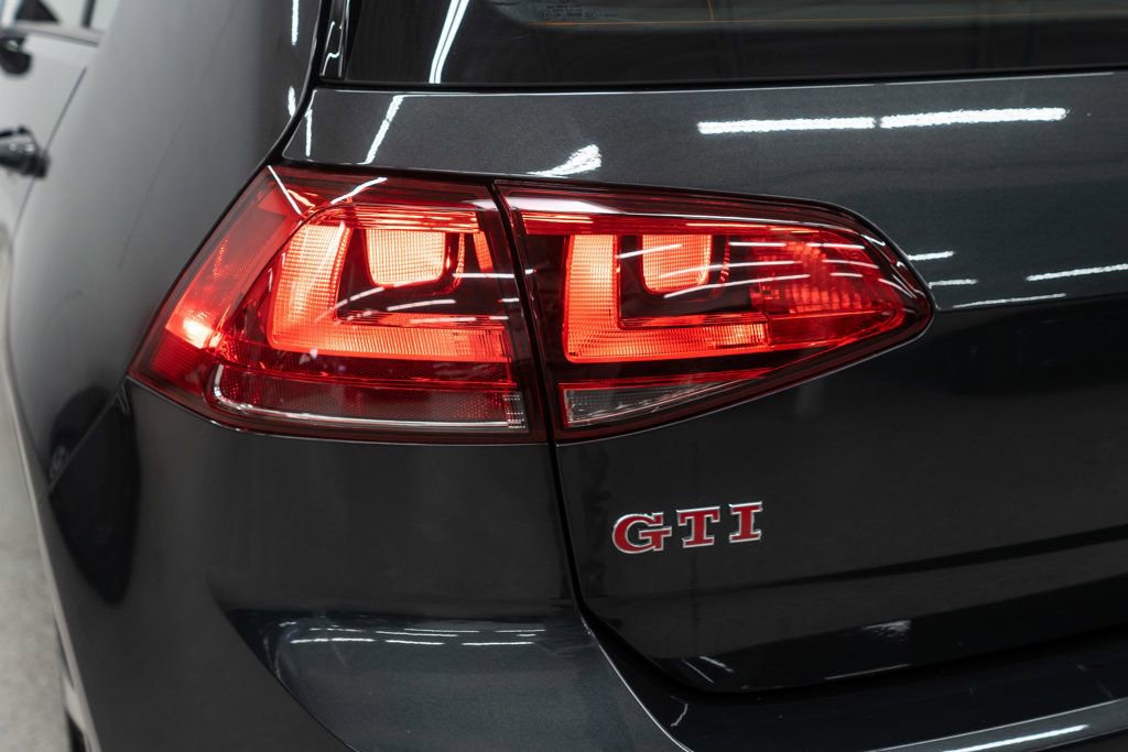 Used 2017 Volkswagen GTI Autobahn image 39