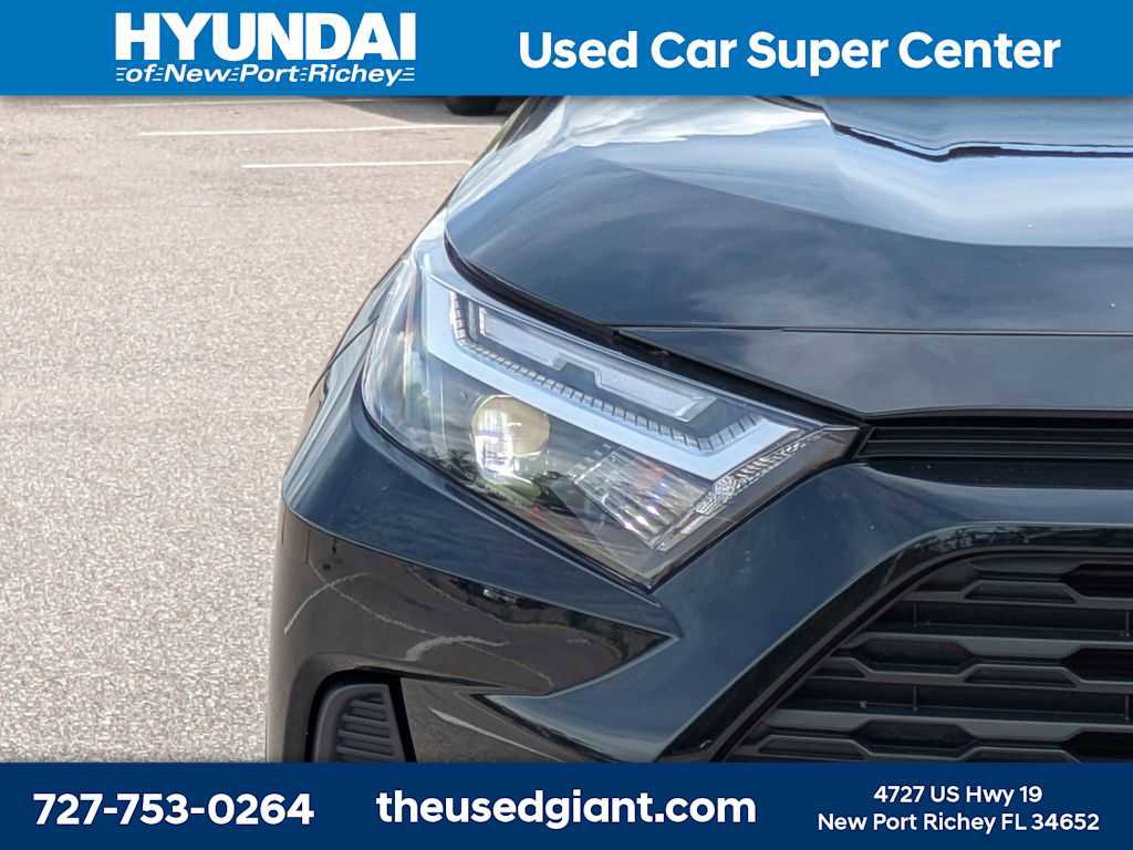 Used 2024 Toyota RAV4 XLE w/ Convenience Package image 9