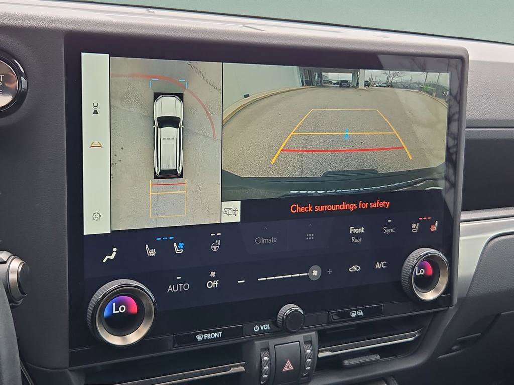 Used 2024 Lexus GX 550 w/ Accessory Package (2T) image 34