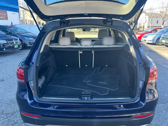 Used 2020 Mercedes-Benz GLC 300 4MATIC image 11