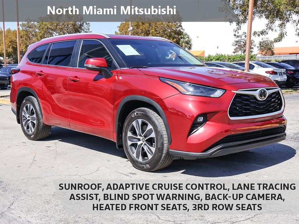 Used 2023 Toyota Highlander XLE image 1