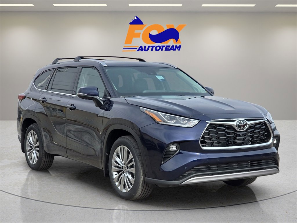New 2026 Toyota Highlander Platinum image 7