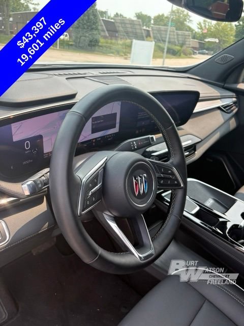 Used 2026 Buick Enclave Preferred AWD/4WD image 16