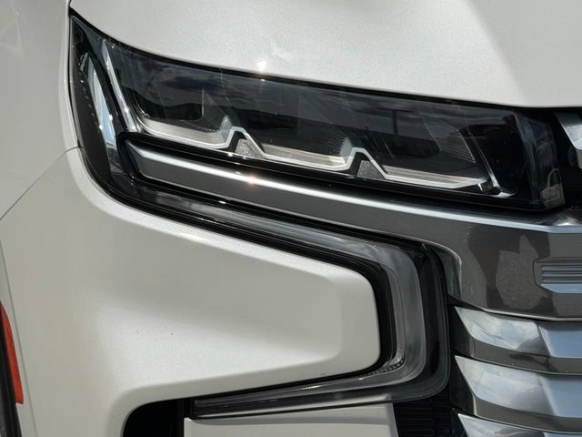 Certified 2024 Chevrolet Tahoe High Country AWD/4WD image 18