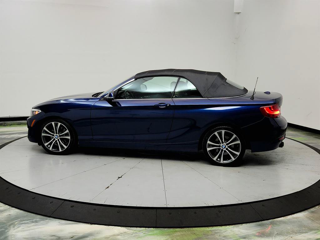 Used 2017 BMW 230i Convertible RWD image 7