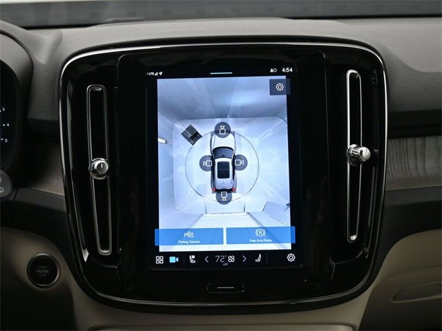 Used 2024 Volvo XC40 B5 Plus w/ Protection Package Premier image 19