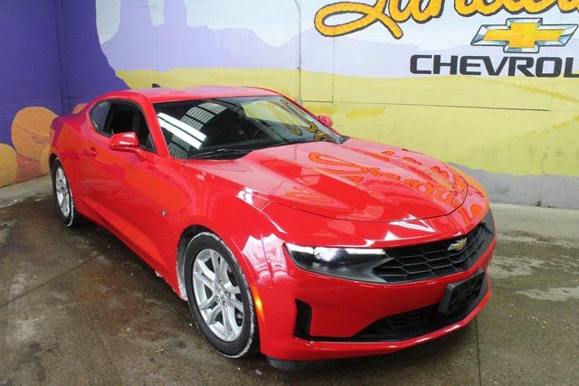 Used 2019 Chevrolet Camaro LS RWD image 4