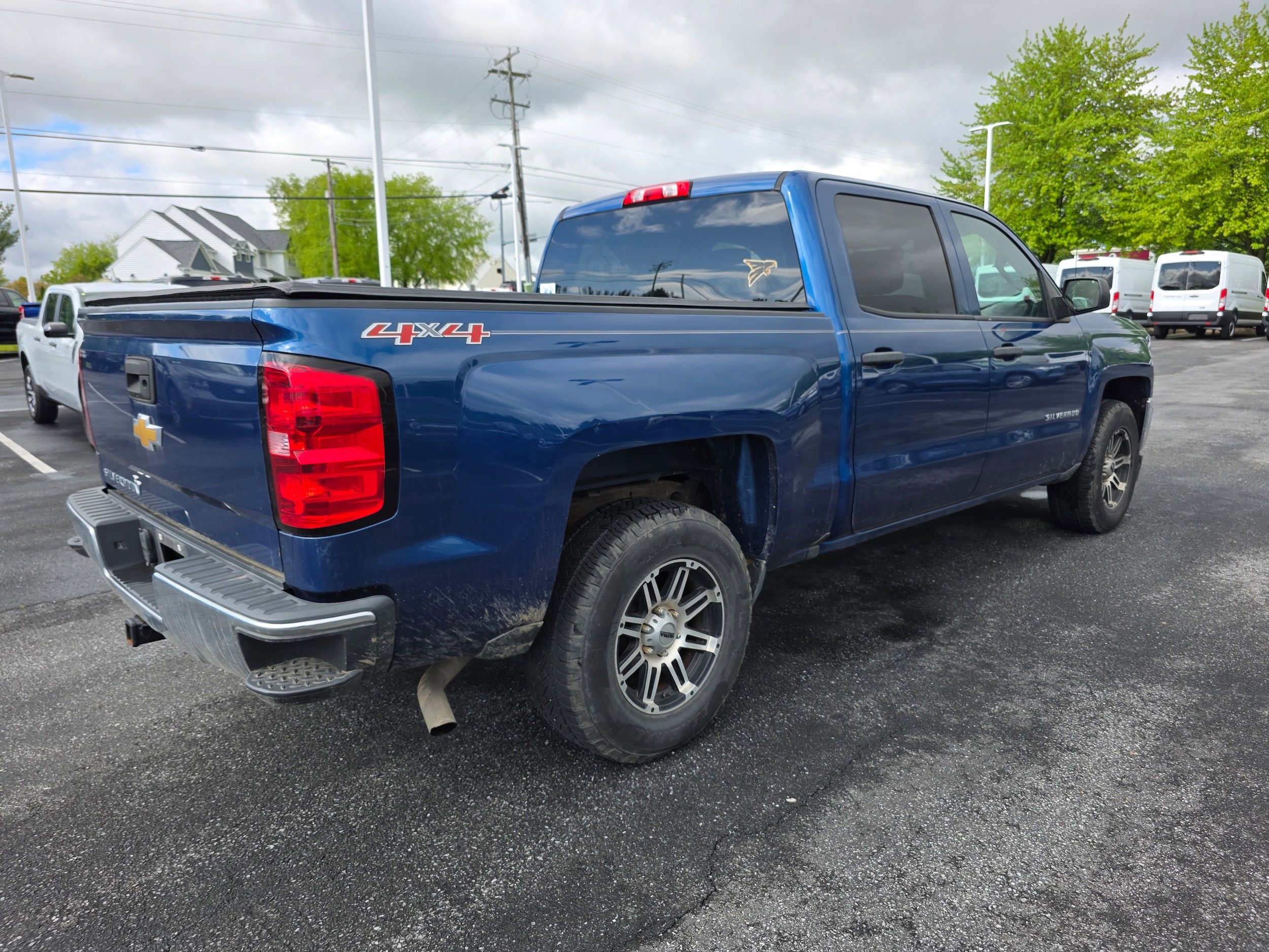 Used 2017 Chevrolet Silverado 1500 LS w/ Trailering Package AWD/4WD image 4