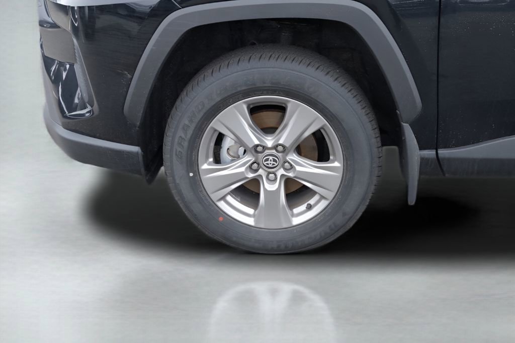 New 2025 Toyota RAV4 XLE w/ Convenience Package image 7