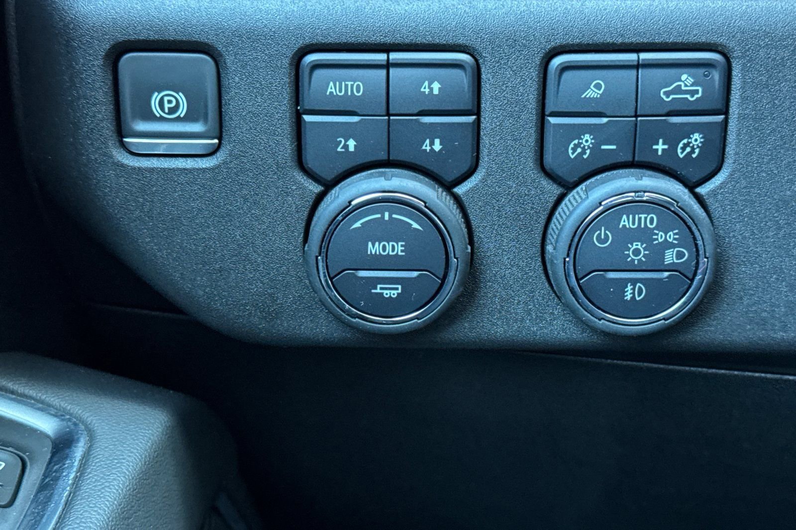 Certified 2025 Chevrolet Silverado 1500 RST w/ Convenience Package II image 30