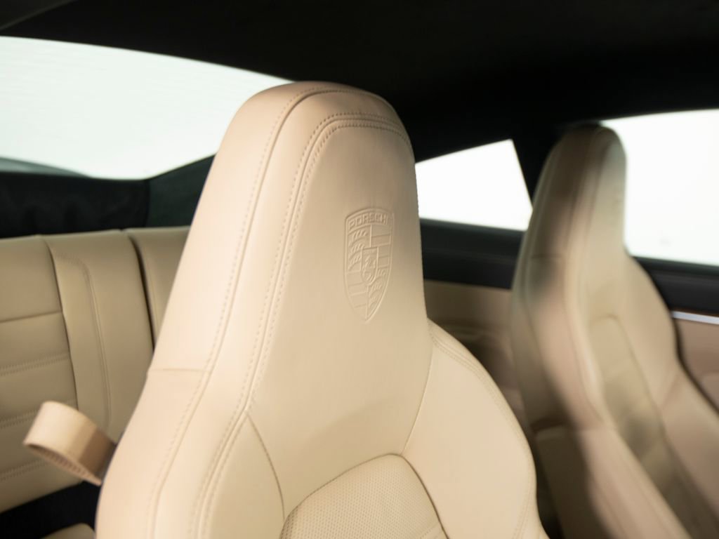 Used 2022 Porsche 911 Turbo S image 33