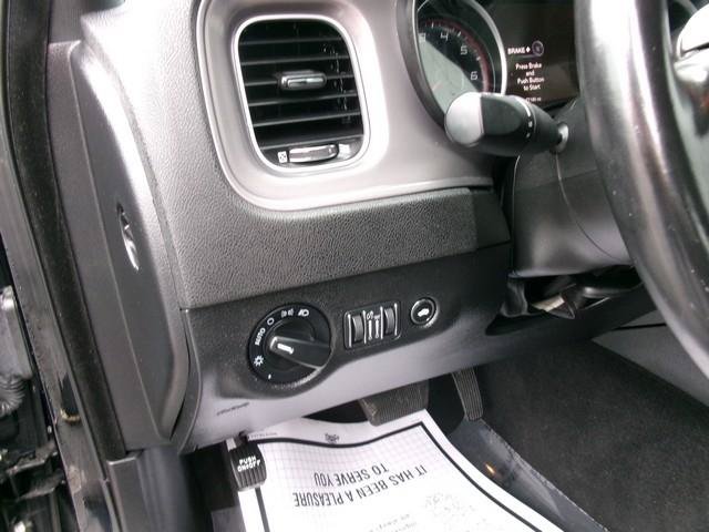 Used 2023 Dodge Charger SXT RWD image 8