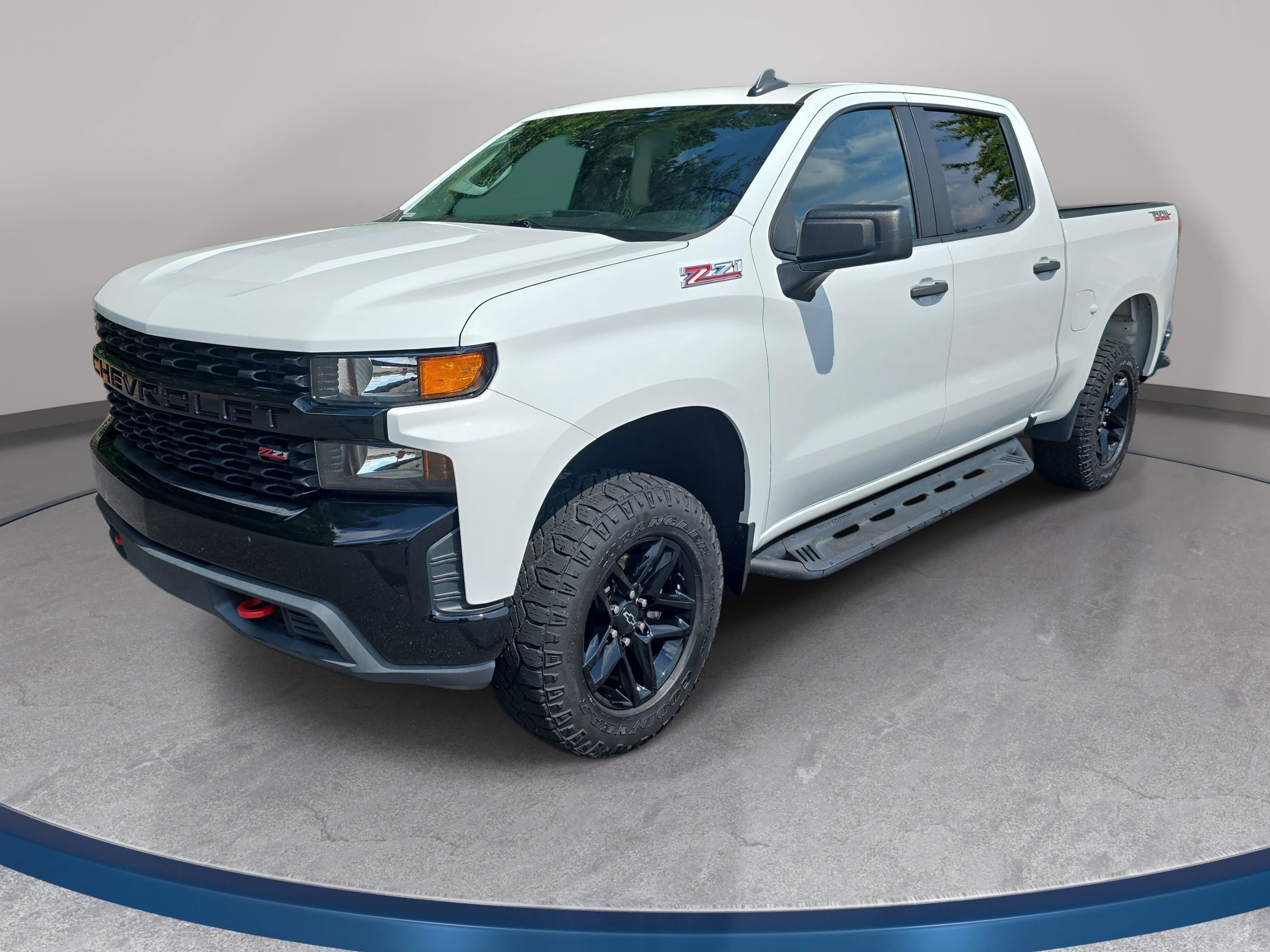 Used 2022 Chevrolet Silverado 1500 Custom Trail Boss w/ Safety Confidence Package AWD/4WD image 1