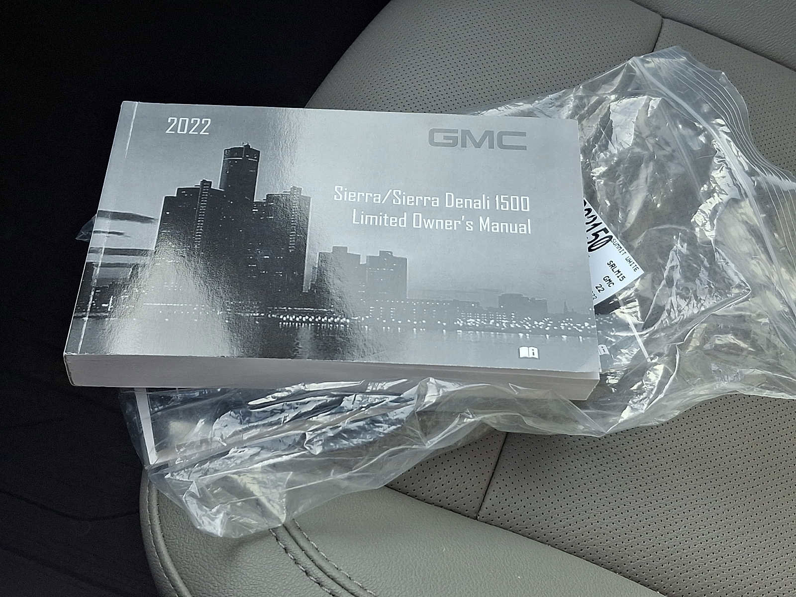 Certified 2022 GMC Sierra 1500 SLT w/ SLT Premium Plus Package image 29