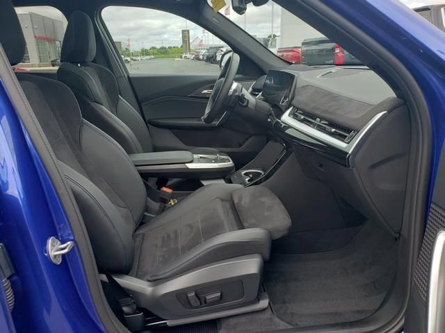 Used 2026 BMW X1 xDrive28i AWD/4WD image 17