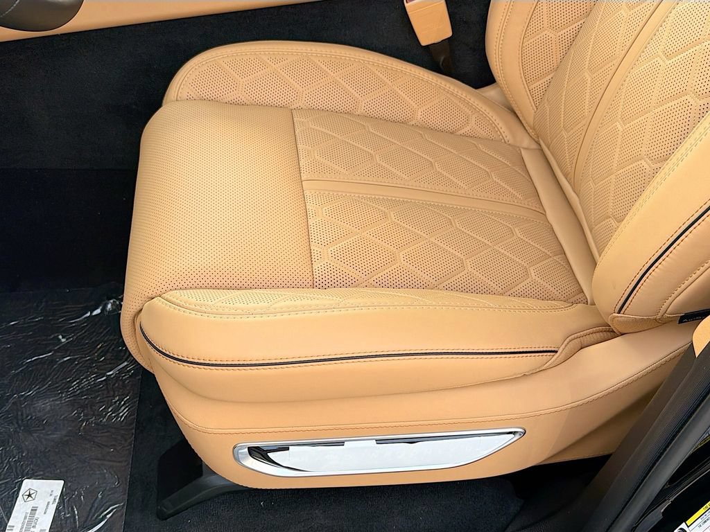 New 2026 Jeep Grand Wagoneer Summit AWD/4WD image 26