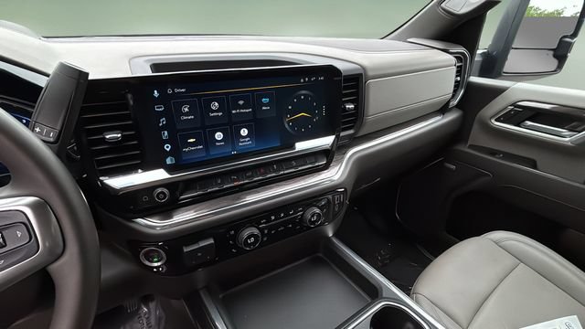 Used 2025 Chevrolet Silverado 2500 LTZ w/ LTZ Plus Package AWD/4WD image 25