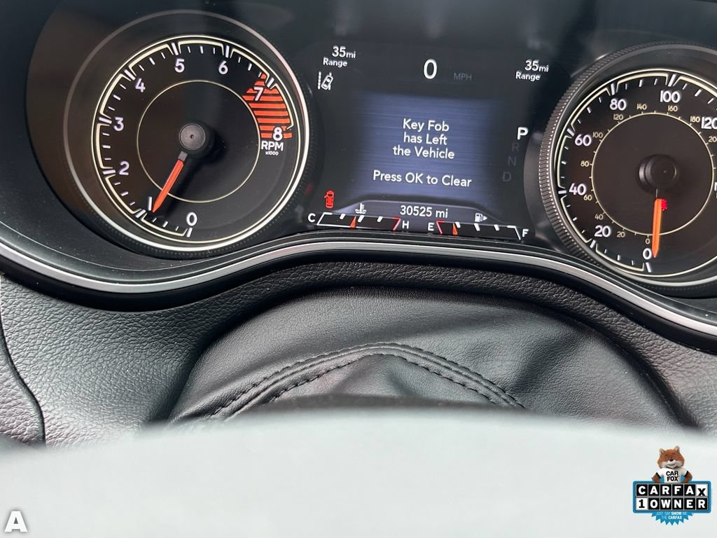 Used 2022 Jeep Cherokee Trailhawk AWD/4WD image 26