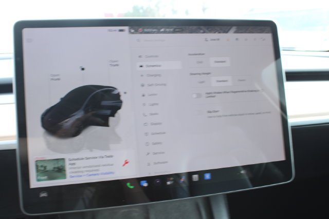 Used 2024 Tesla Model Y Long Range RWD image 22