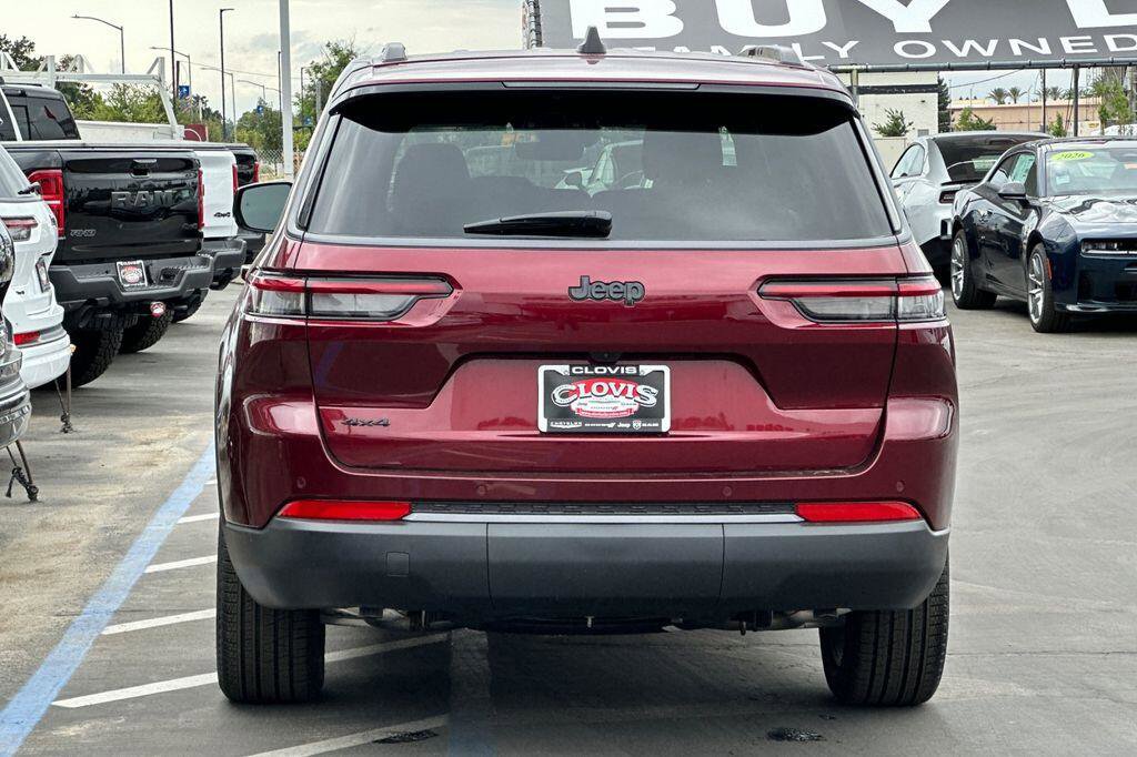 New 2026 Jeep Grand Cherokee L Limited AWD/4WD image 5
