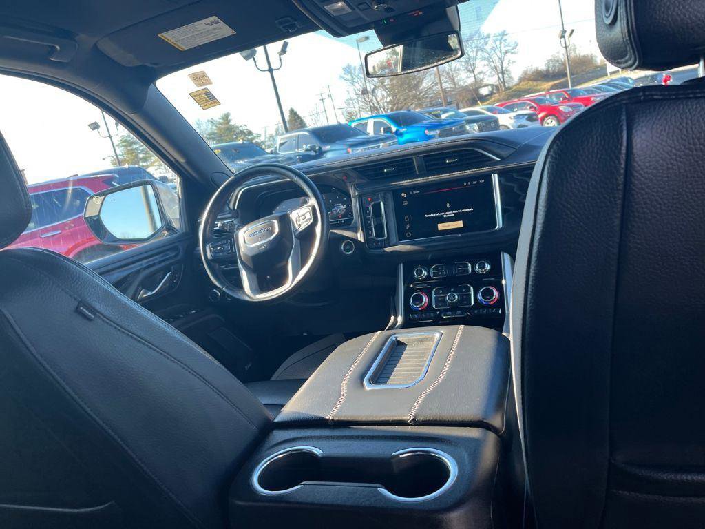 Used 2023 GMC Yukon Denali image 29