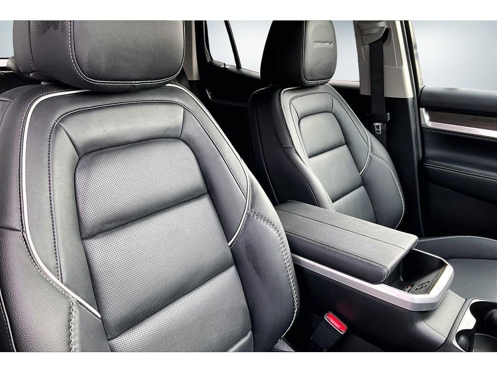 New 2026 GMC Terrain Denali image 11