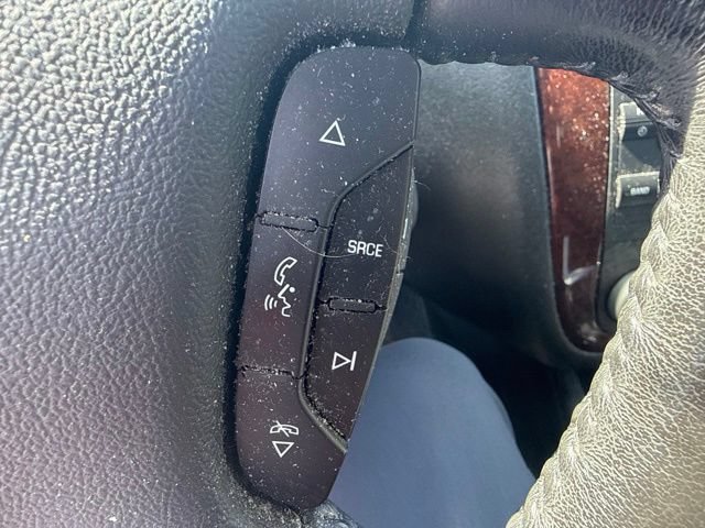 Used 2011 Chevrolet Impala LT w/ Luxury Edition Package FWD image 14