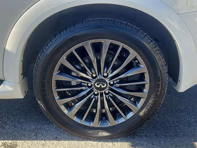 Certified 2024 INFINITI QX80 Premium Select w/ Cargo Package image 4