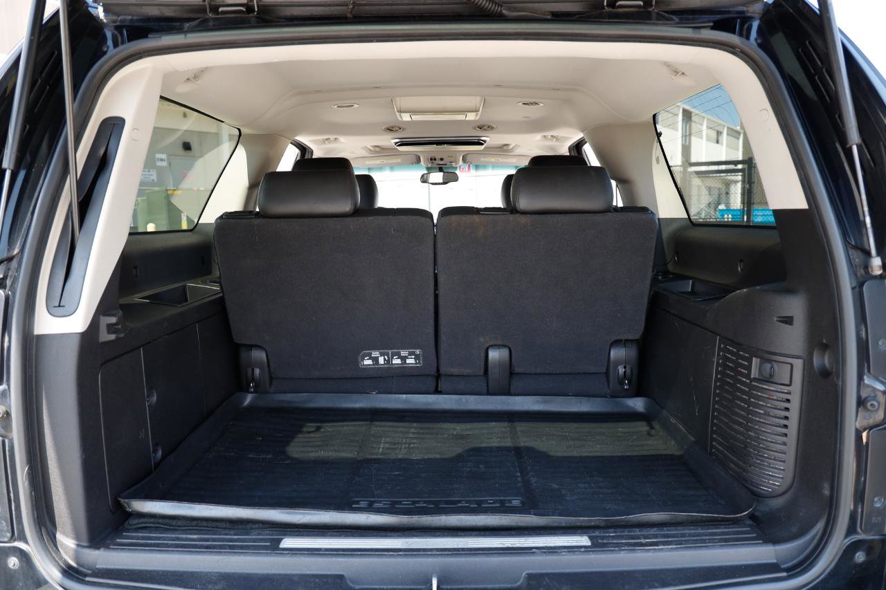 Used 2012 Cadillac Escalade ESV Luxury image 29