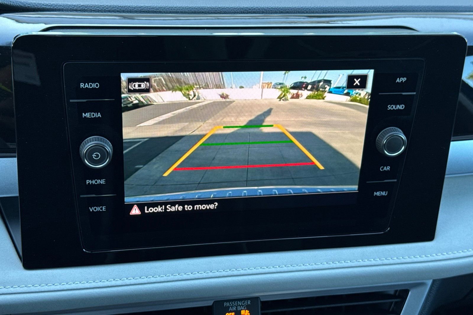 New 2025 Volkswagen Taos SE image 17