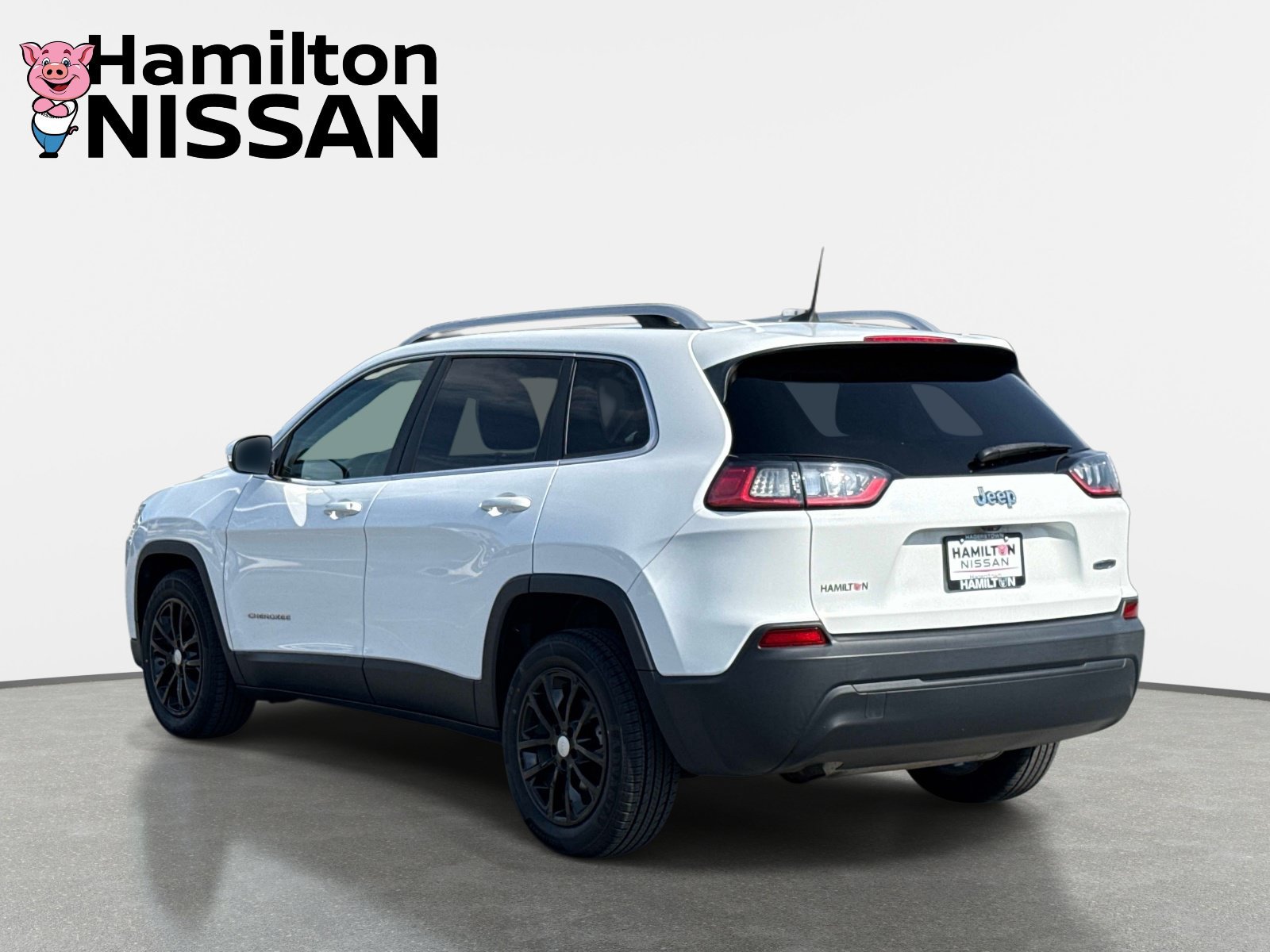 Used 2019 Jeep Cherokee Latitude w/ Popular Appearance Group FWD image 4
