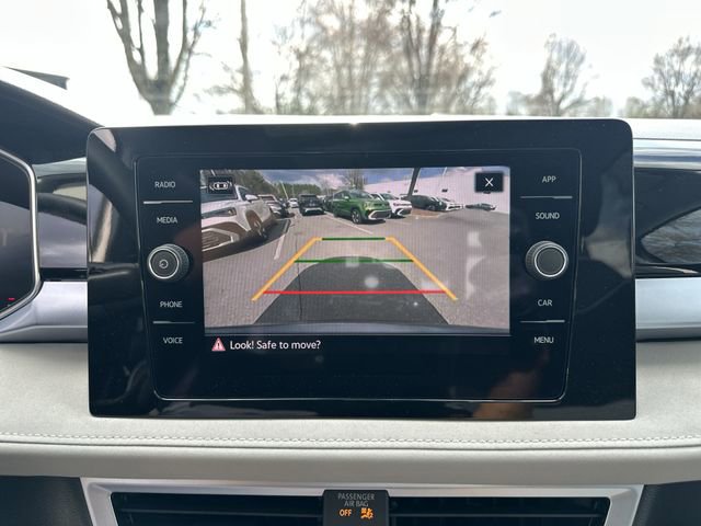 New 2026 Volkswagen Taos SE image 24