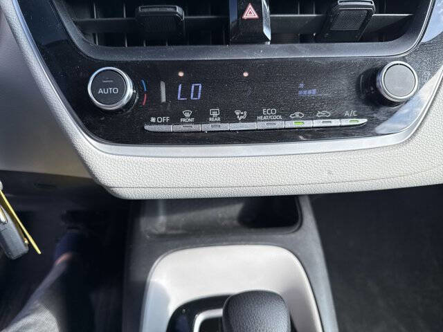 Used 2023 Toyota Corolla LE image 20