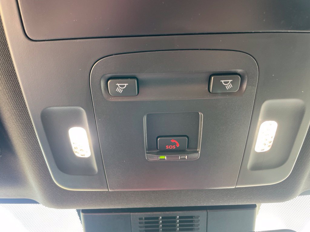 New 2026 Toyota Camry Hybrid FWD image 24