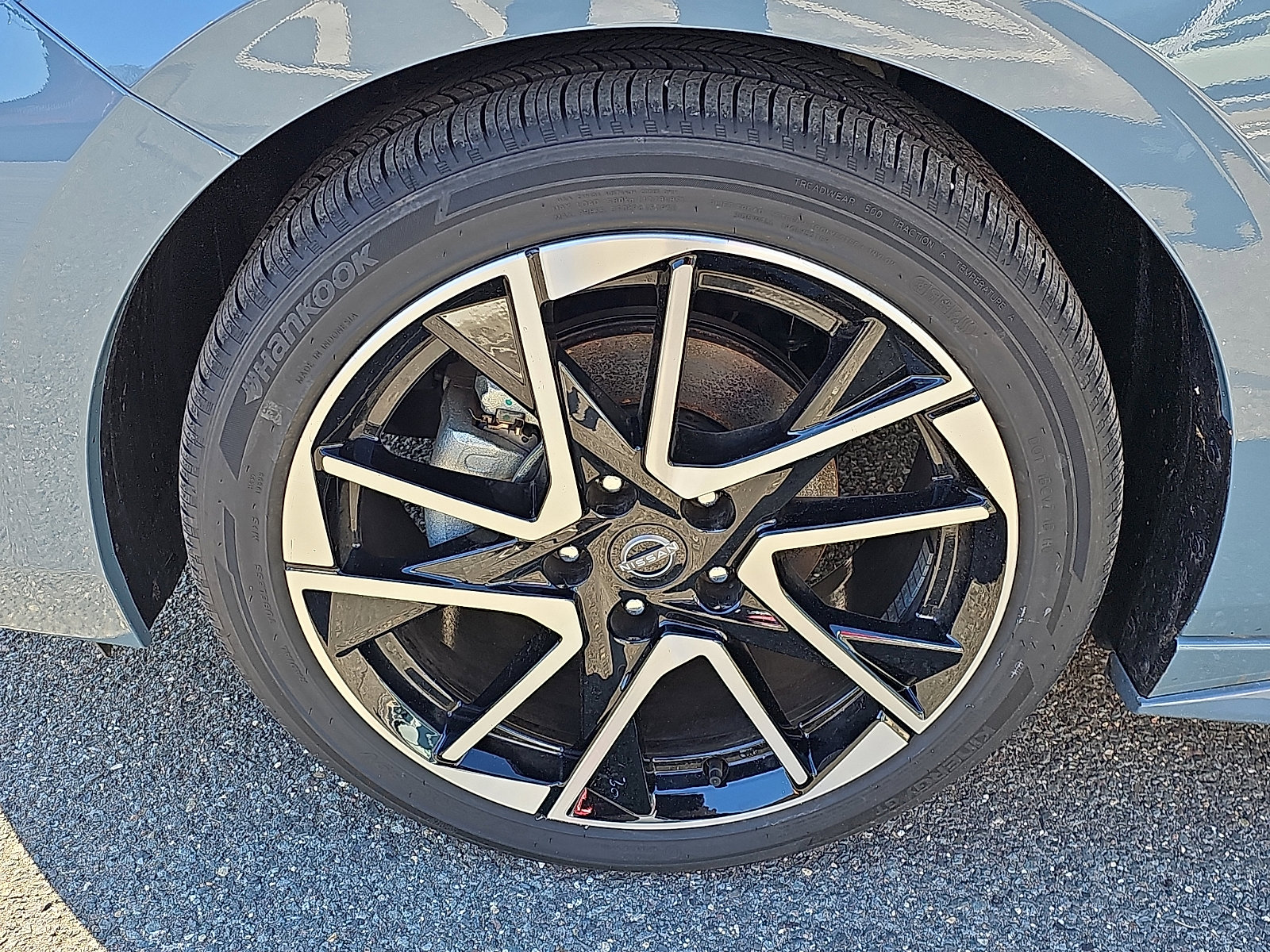 Certified 2025 Nissan Sentra SR w/ SR Premium Package image 8