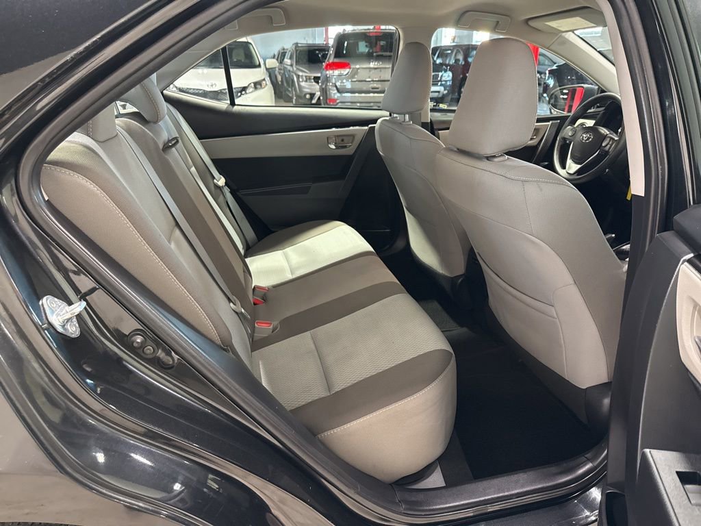 Used 2017 Toyota Corolla L image 33