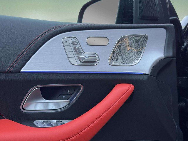 New 2026 Mercedes-Benz GLE 53 AMG 4MATIC Coupe image 21