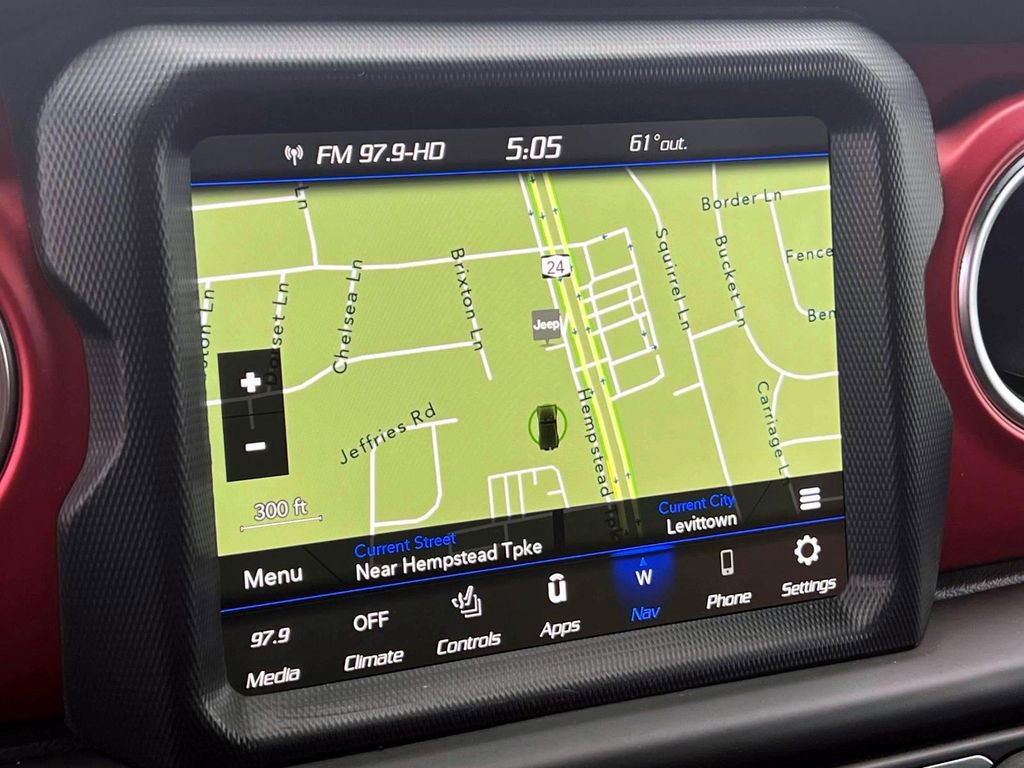 Used 2022 Jeep Wrangler Rubicon w/ Steel Bumper Group AWD/4WD image 28