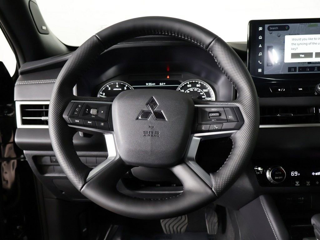 New 2026 Mitsubishi Outlander LE FWD image 36
