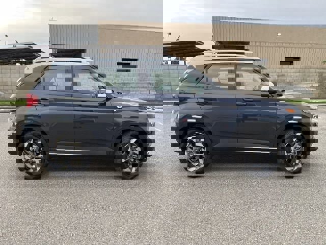 New 2026 Hyundai Venue SEL image 5